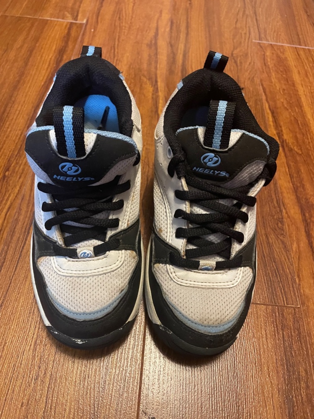 Heelys Kids Sneakers in Black, White, Blue